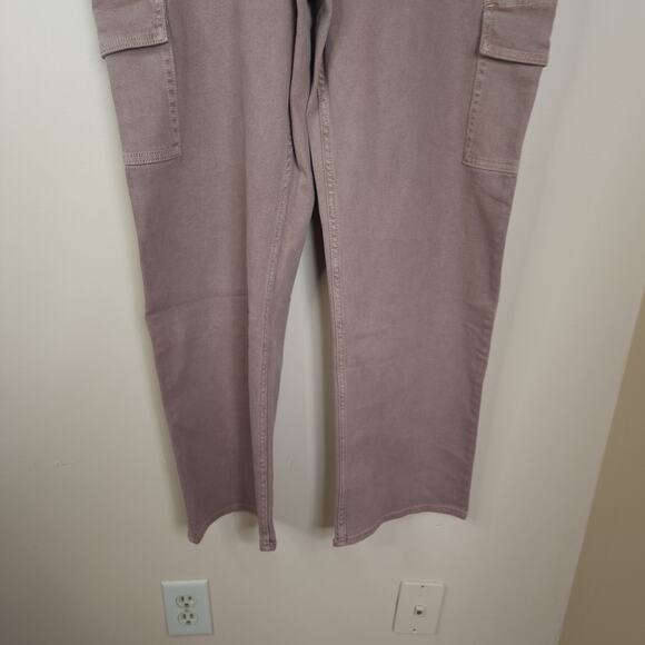 Hollister Ultra High-Rise Cargo Utility Dad Pant in Brown Size 14R - Picture 2 of 12